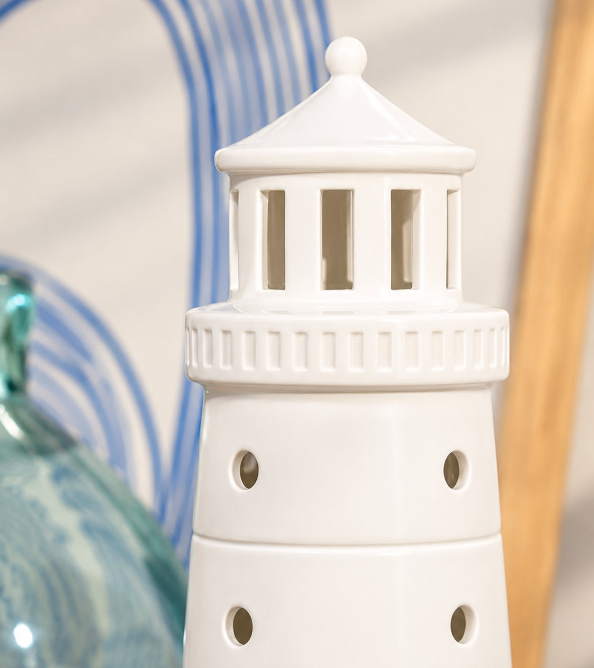 Fyrtårn i porcelæn, 31 cm