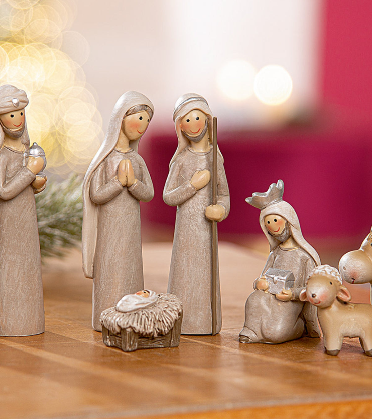 Julekrybbe med figurer, Grå, 10 cm